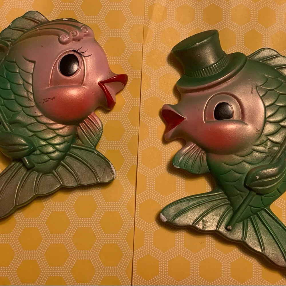 Vtg 1969 Miller Studio Chalkware Fancy Fish - Wall Hanging Set - Dancing Fish